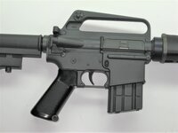 NoDak Spud XM16E1 right side - dimpled pins and controls.JPG