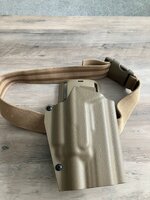 T.REX ARMS - Light Compatible Ragnarok holster on a Mid