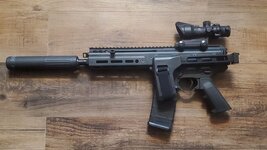 bJ2z897l.jpg