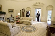 oval-office-2009-obama-first-day.jpg
