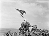 raising-the-flag-on-iwo-jima-ww2-1945-war-is-hell-store.jpg