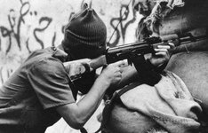 militiaman-portrait-assault-rifle-Lebanon-leader-1983.jpg