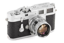 double stroke leica.jpg