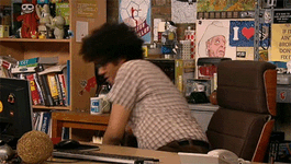 It-Crowd-Popcorn.gif