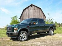 0906_06_z+2009_ford_f250_cabelas_edition+front_three_quarter_view.jpg