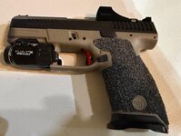 CZ P10C.jpg