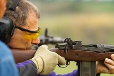 GUNS3254-M.jpg