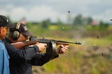 GUNS3449-M.jpg