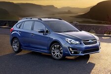 2016_Subaru_Impreza_20i_PZEV_4dr_Hatchback_AWD_20L_4cyl_5M_6964212.jpg