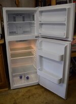 refrigerator1.JPG