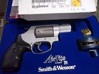 Smith and Wesson 337 TI (2).JPG