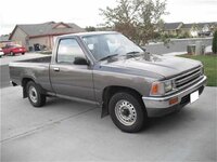 toyota-pickup-1989-1.jpg