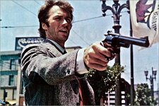 poster-clint-eastwood-in-dirty-harry-358621.jpg