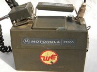 vintage-motorola-handietalkie-pt300-lunchbox-ht-radio-transceiver-1stopretroshop-n224431-3.jpg