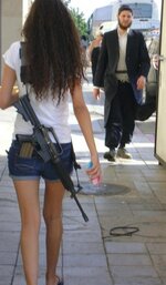 9de7ae7e1edf73841fe24edace8c4668--israeli-girls-female-soldier.jpg