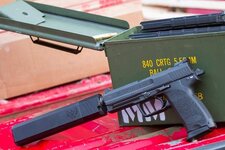 20141108-GUNS2189-M.jpg
