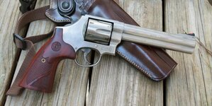 Smith-and-Wesson-629-Deluxe-12-800x402.jpg