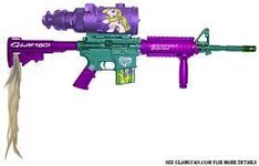 GlamGuns.com! Guns for Girls and Glamorous Weaponry!