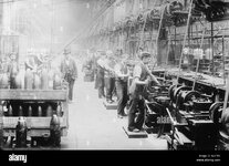 photograph-of-an-assembly-line-in-vickers-sons-maxim-gun-factory-dated-1940-R20TR5.jpg