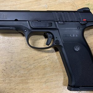 Ruger 9e.jpg