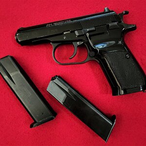 CZ82.jpg