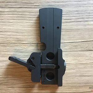 Midwest Industries low pro RMR mount 2