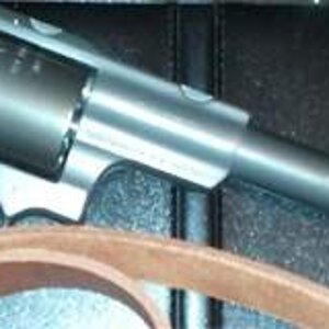 rugerSuperRedhawkPistol.jpg