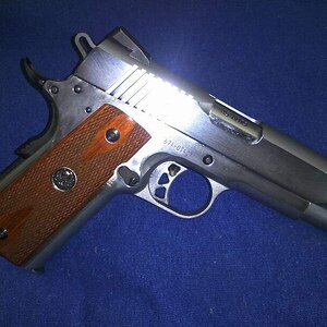 ade3y5e3.jpg