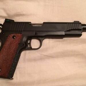gun1.jpg
