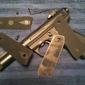 ruger grips & shims.jpg