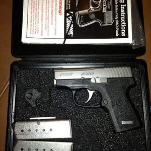 Kahr P380.jpg
