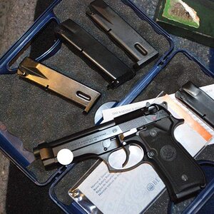 beretta1small.jpg