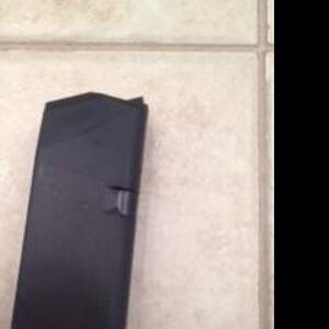 Glock 26 mag w Gap Plate.jpg