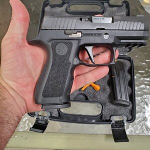 SS P320xc03.jpg
