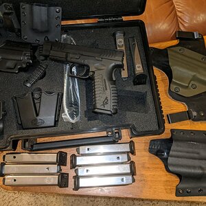 XDM 9 W Acc.jpg