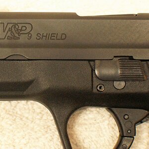M&P Shield 9mm (6).JPG
