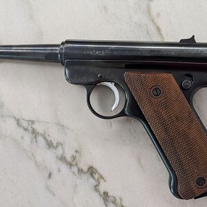 8c6pNV.jpg