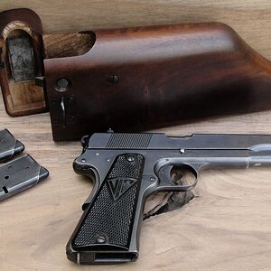 9mm p.35 vis (1).jpg