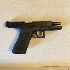 glock17gen5mos_3.jpg