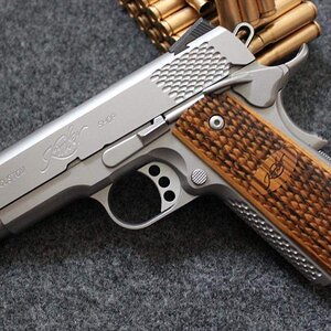 memorycard16gig268.jpg