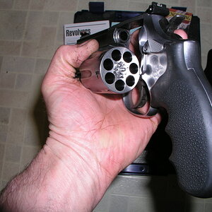 686+ cylinder.JPG