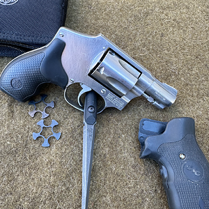 S&W 940 3.png