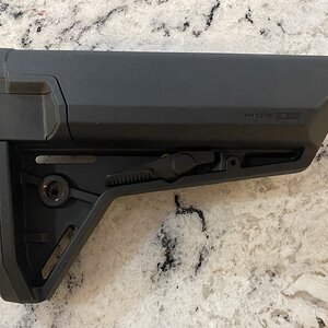 magpul stock right.jpg