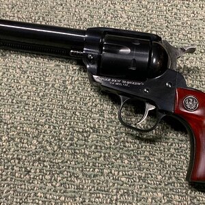 Ruger New Vaquero 357 b.jpg