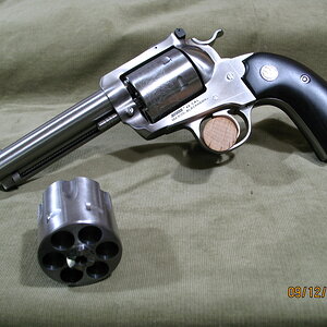 Ruger Blackhawk Bisley Conv. 45 LC  45 ACP - L.JPG