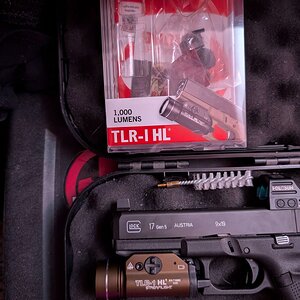 hlx glock.jpg