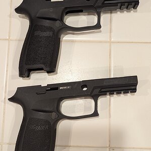 sig_grips.jpg