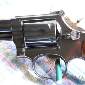 guns003.jpg