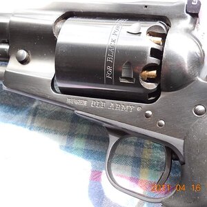 guns083.jpg